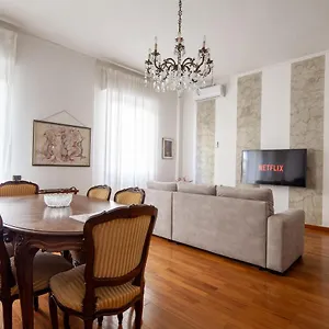Apartment Holidays, La Spezia
