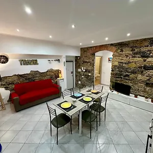 Apartment Revel Station To Cinque Terre, La Spezia